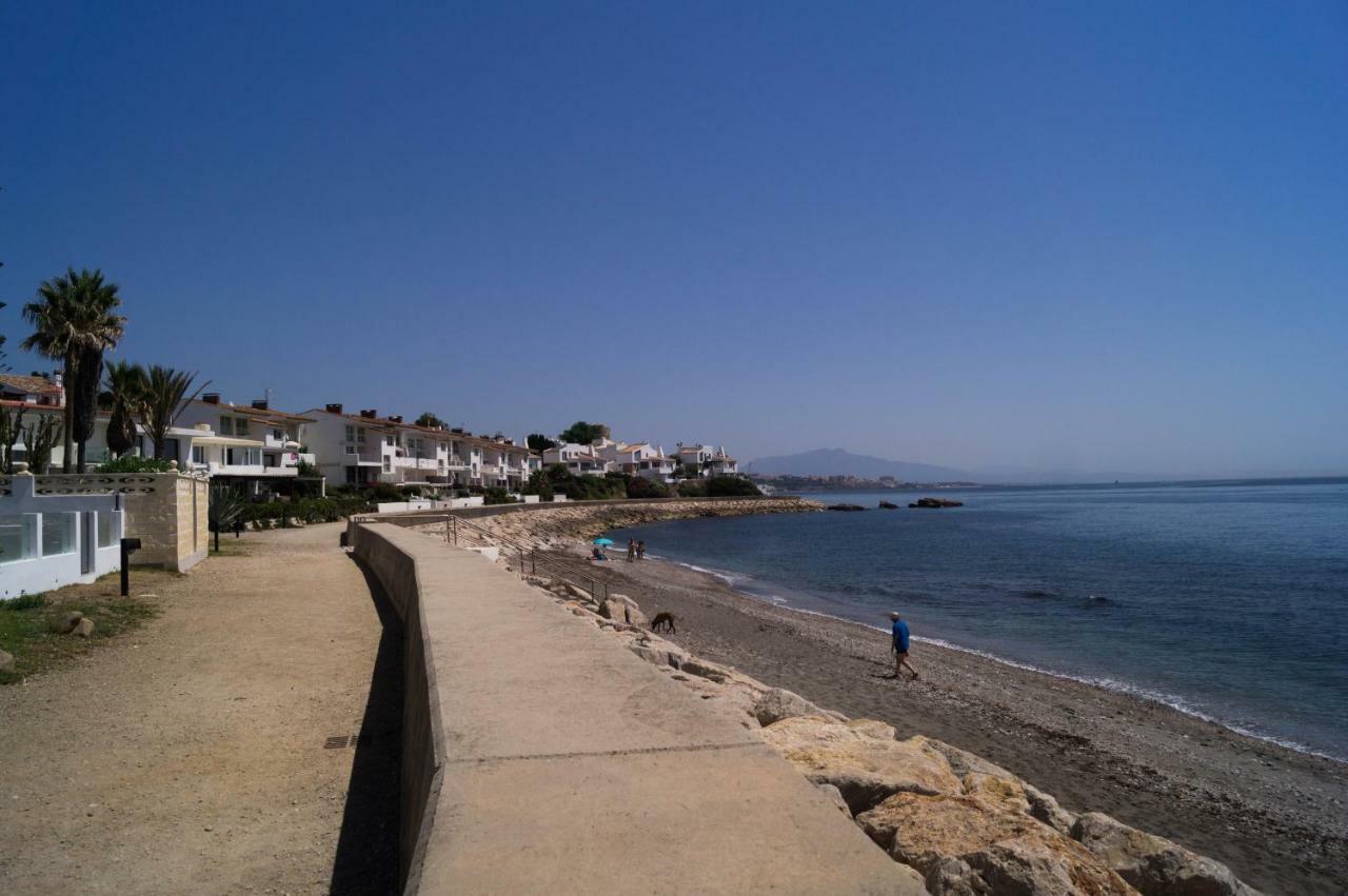 Beach-Front Bahia Dorada Estepona Exterior photo