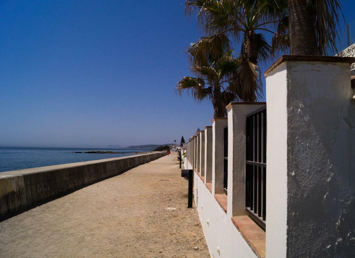 Beach-Front Bahia Dorada Estepona Exterior photo