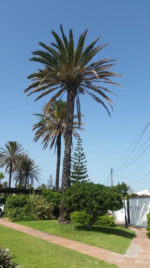 Beach-Front Bahia Dorada Estepona Exterior photo