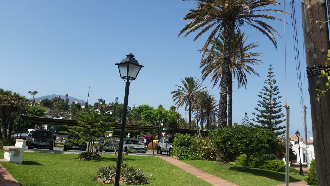 Beach-Front Bahia Dorada Estepona Exterior photo